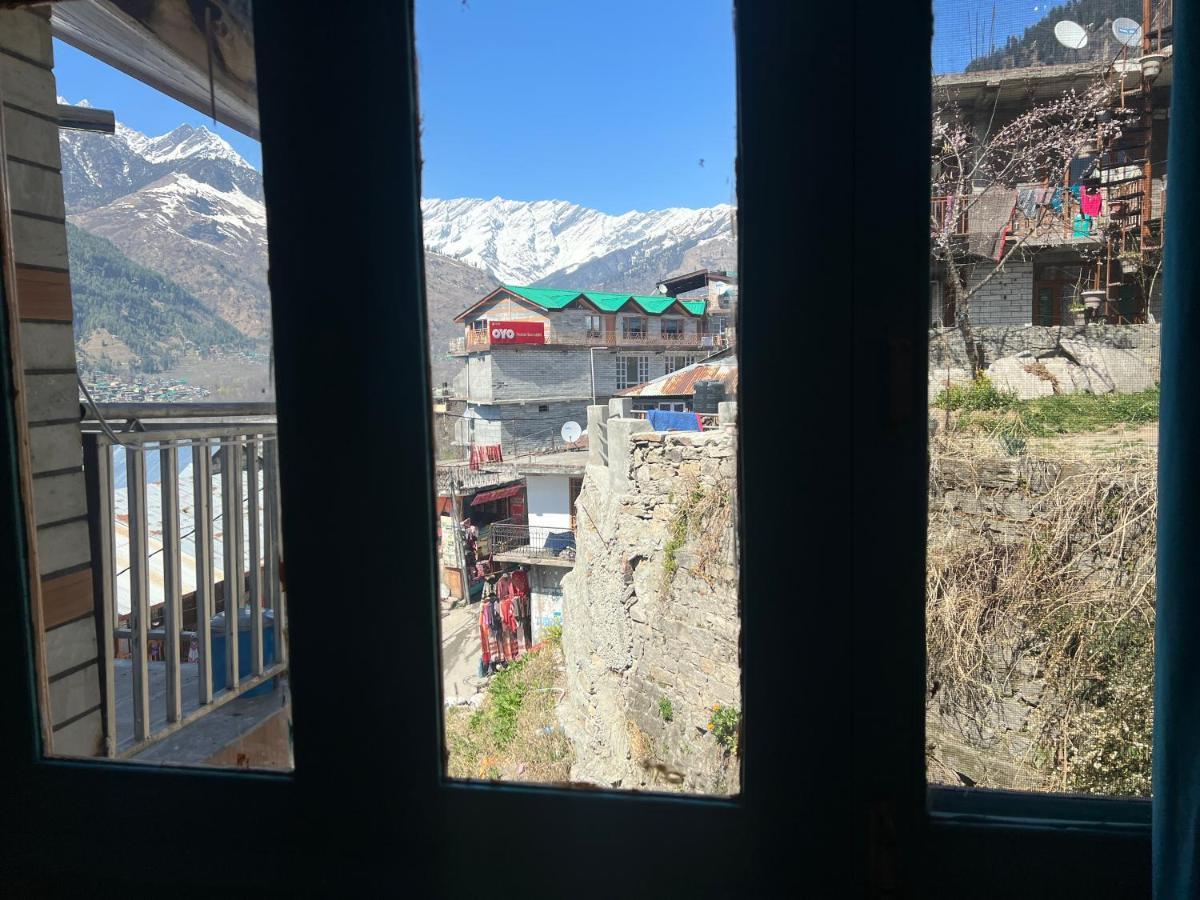 Ostello The Vagabond Manali Esterno foto